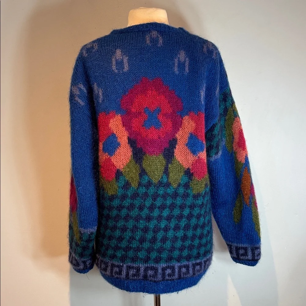 Vintage Colorful Patterned mohair Women's cardigan Sweater size medium - Picture 3 of 12